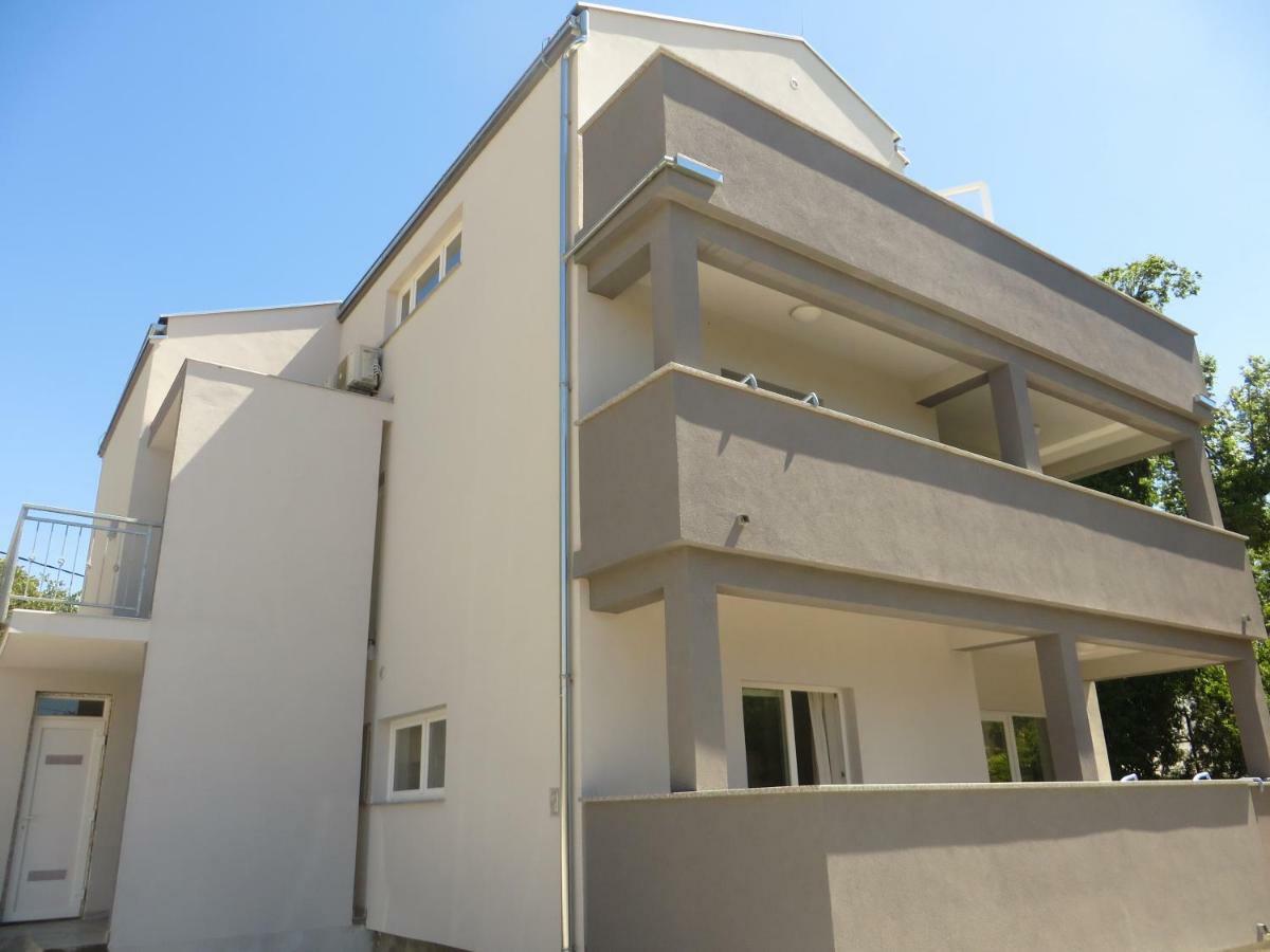 Luka Apartments Biograd Na Moru Ngoại thất bức ảnh