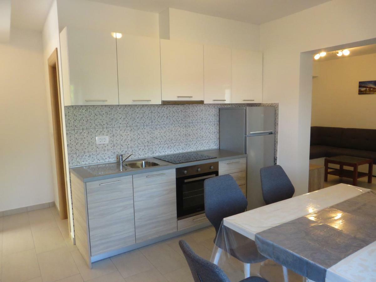 Luka Apartments Biograd Na Moru Ngoại thất bức ảnh